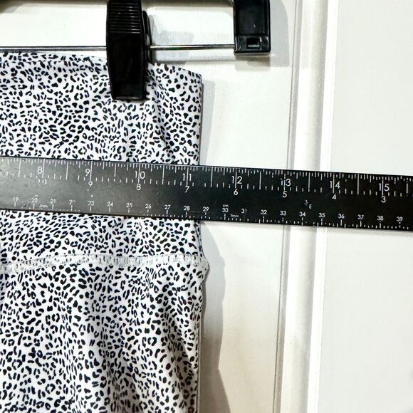 All Fenix Leggings Women Sz S Kyla Leopard High Impact Legging Gym Yoga Athletic - Picture 4 of 9